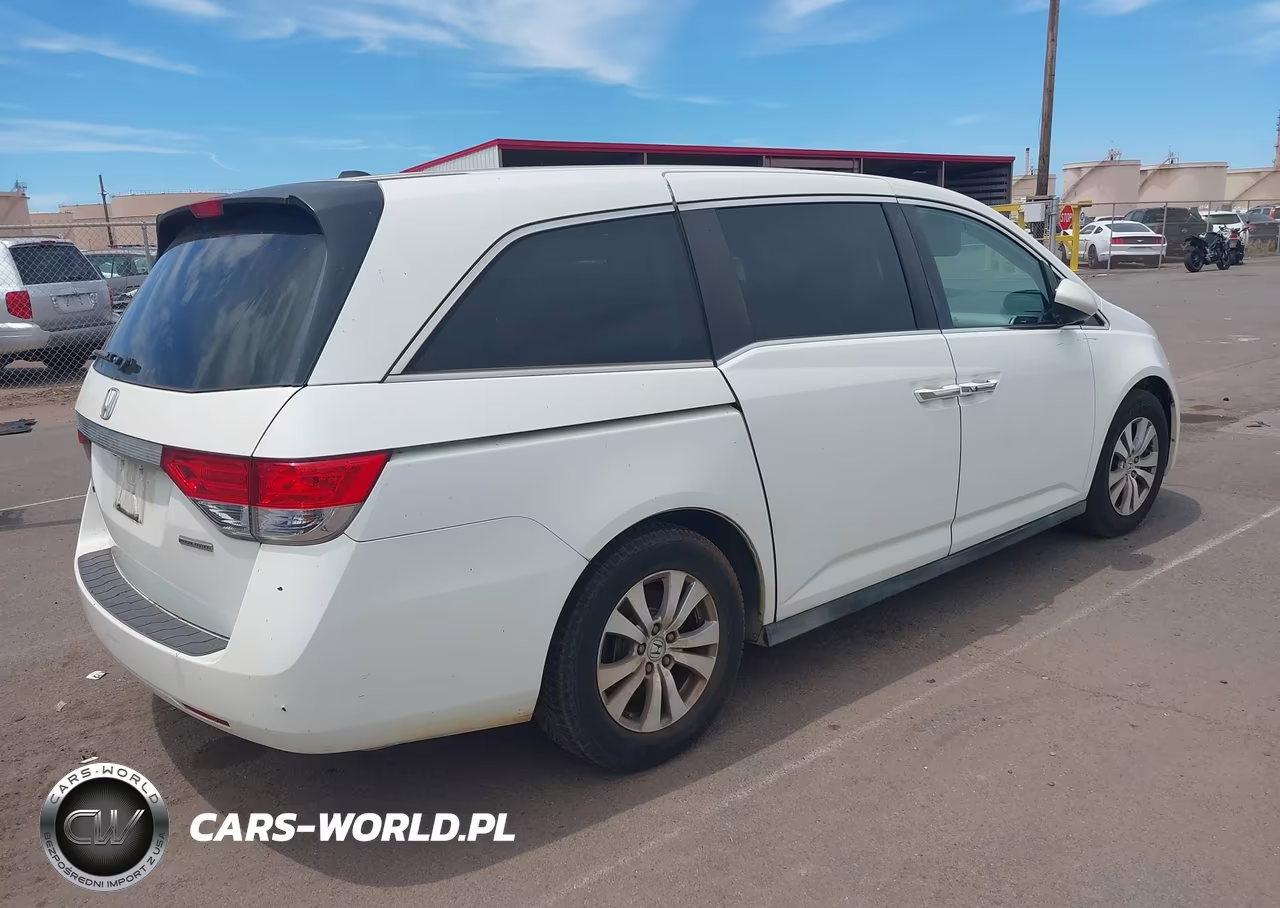 2016 Honda Odyssey Se VIN:5FNRL5H31GB024619 - 4
