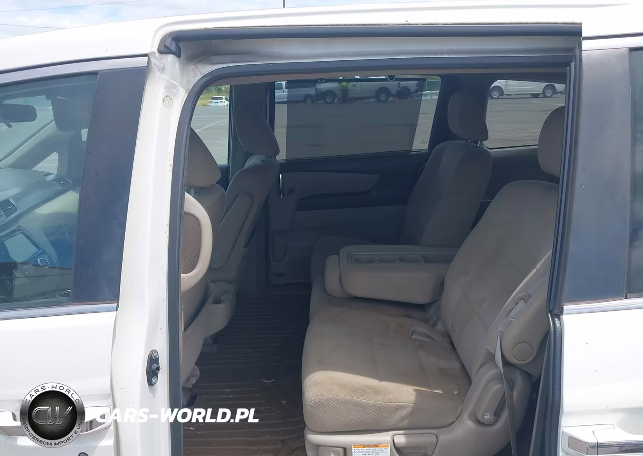 2016 Honda Odyssey Se VIN:5FNRL5H31GB024619 - 8
