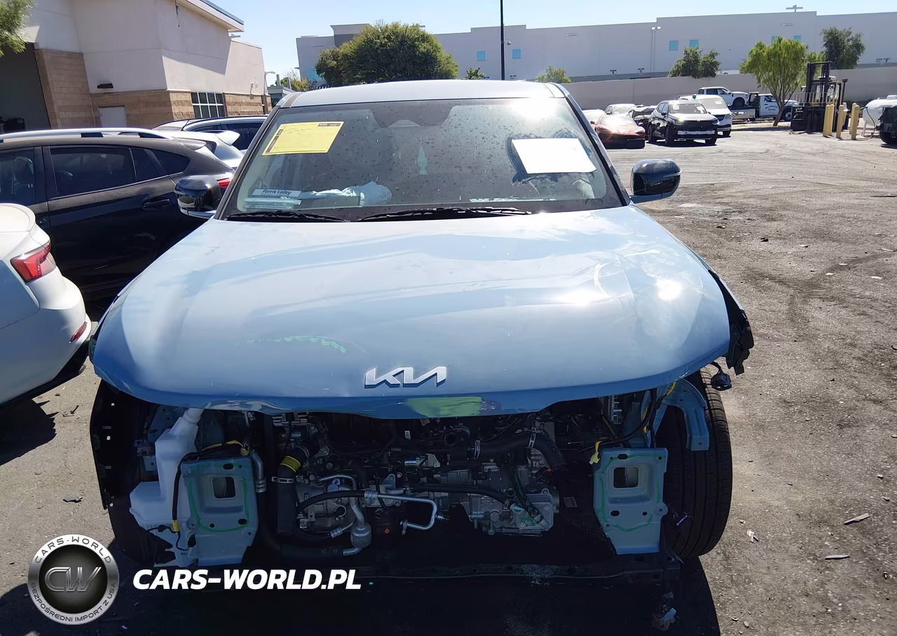 2027 Kia Seltos VIN:KNDEL3D32V7013172 - 13