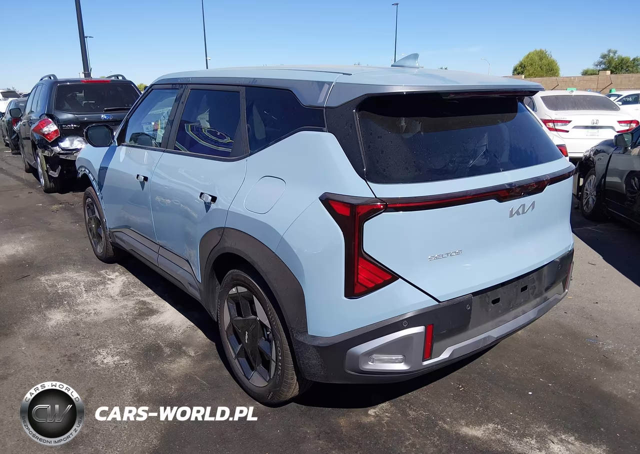 2027 Kia Seltos VIN:KNDEL3D32V7013172 - 3