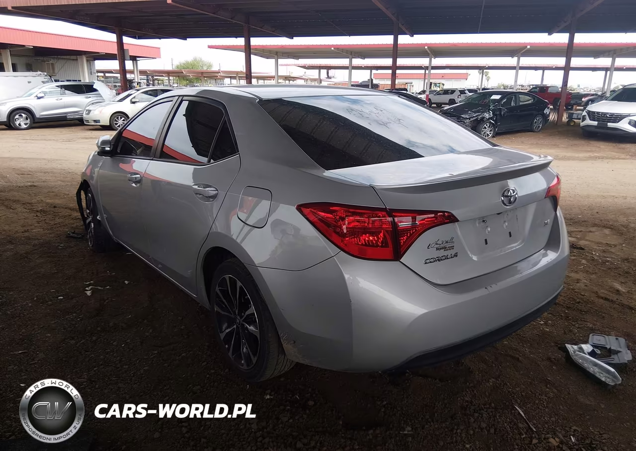 2019 Toyota Corolla Se VIN:2T1BURHE2KC232836 - 3