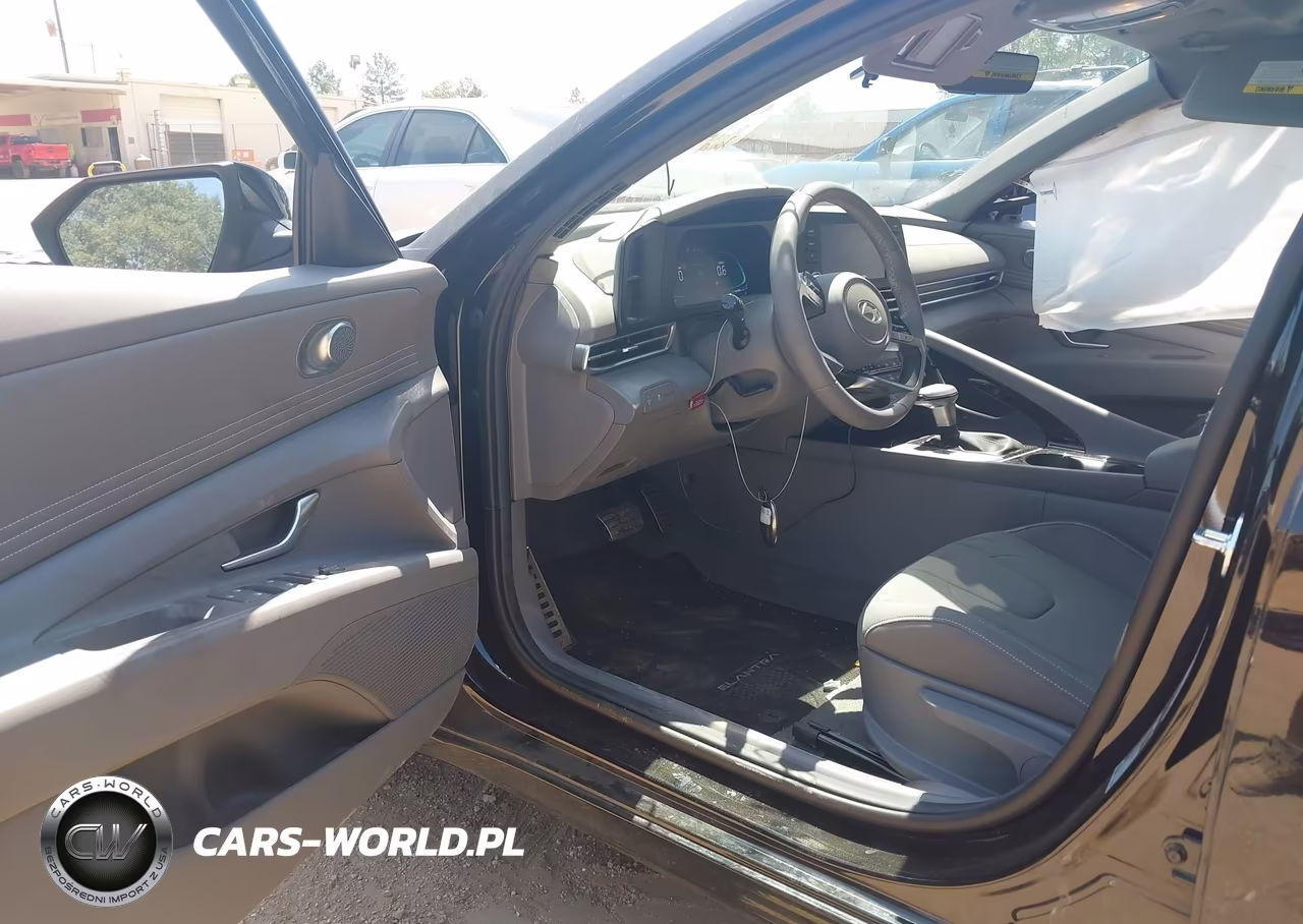 2026 Hyundai Elantra Sel Sport Premium VIN:KMHLS4DG6TU213064 - 5