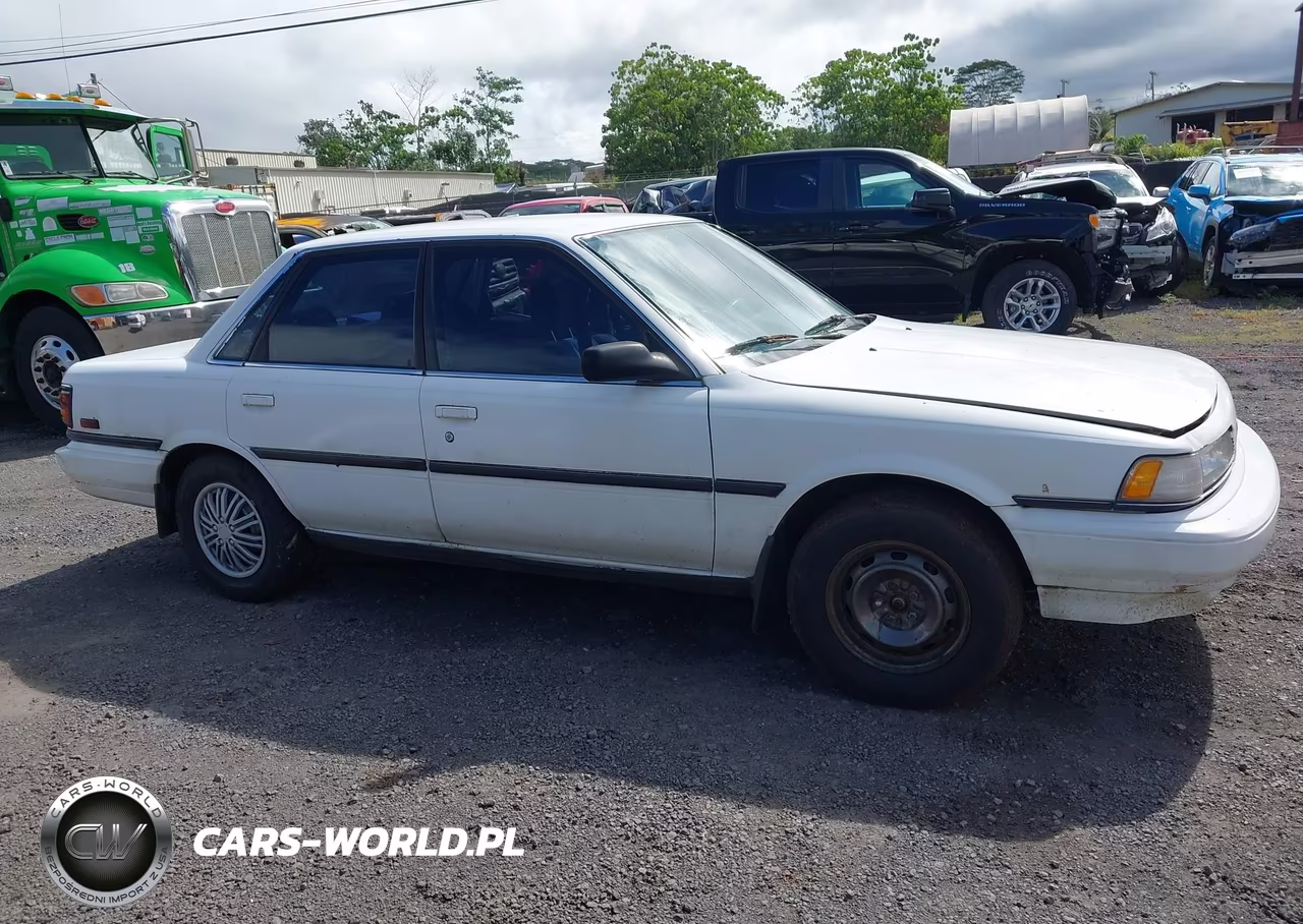 1991 Toyota Camry Dlx VIN:4T1SV21E0MU456686 - 13