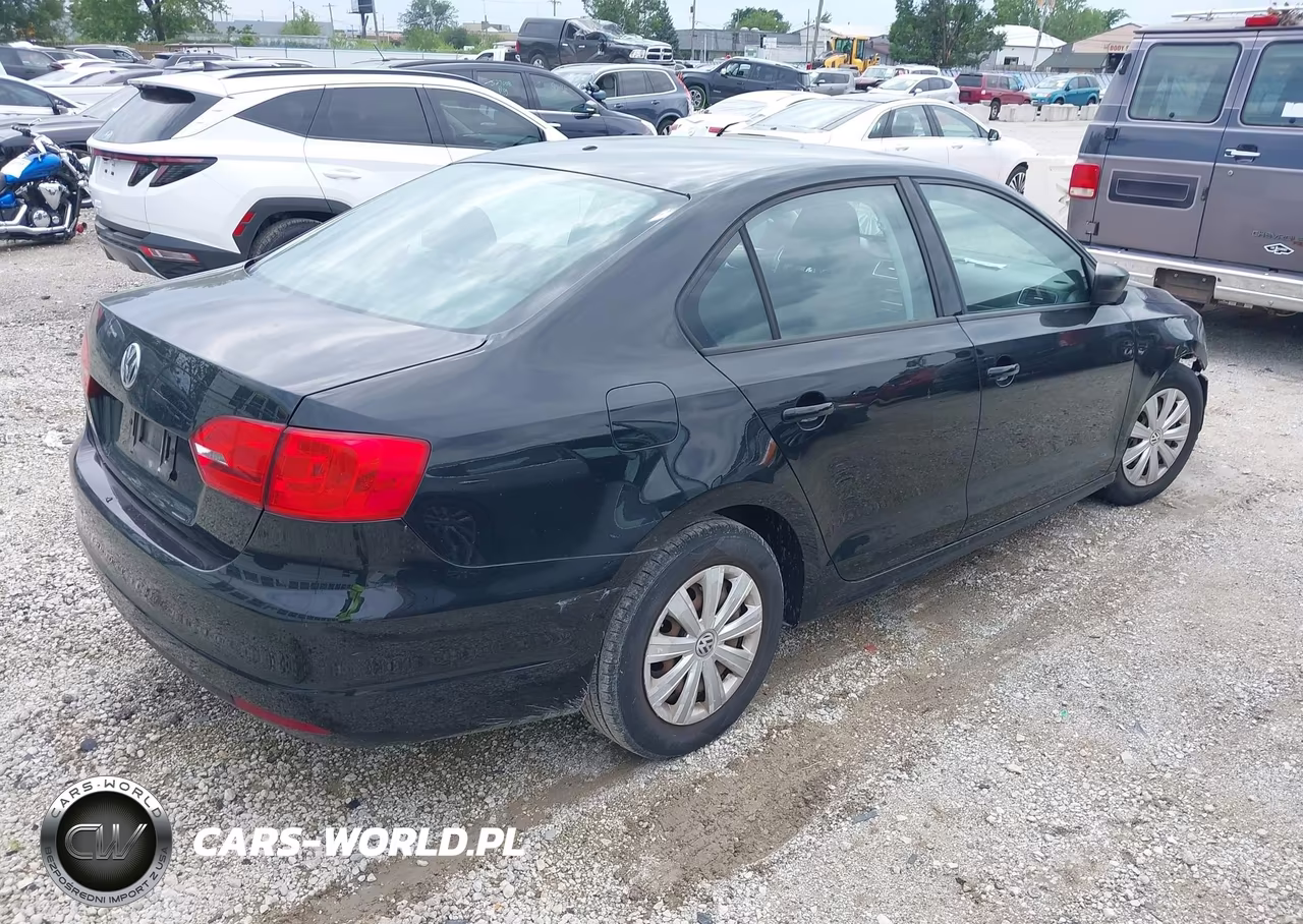 2014 Volkswagen Jetta 2.0L S VIN:3VW2K7AJ9EM333107 - 4