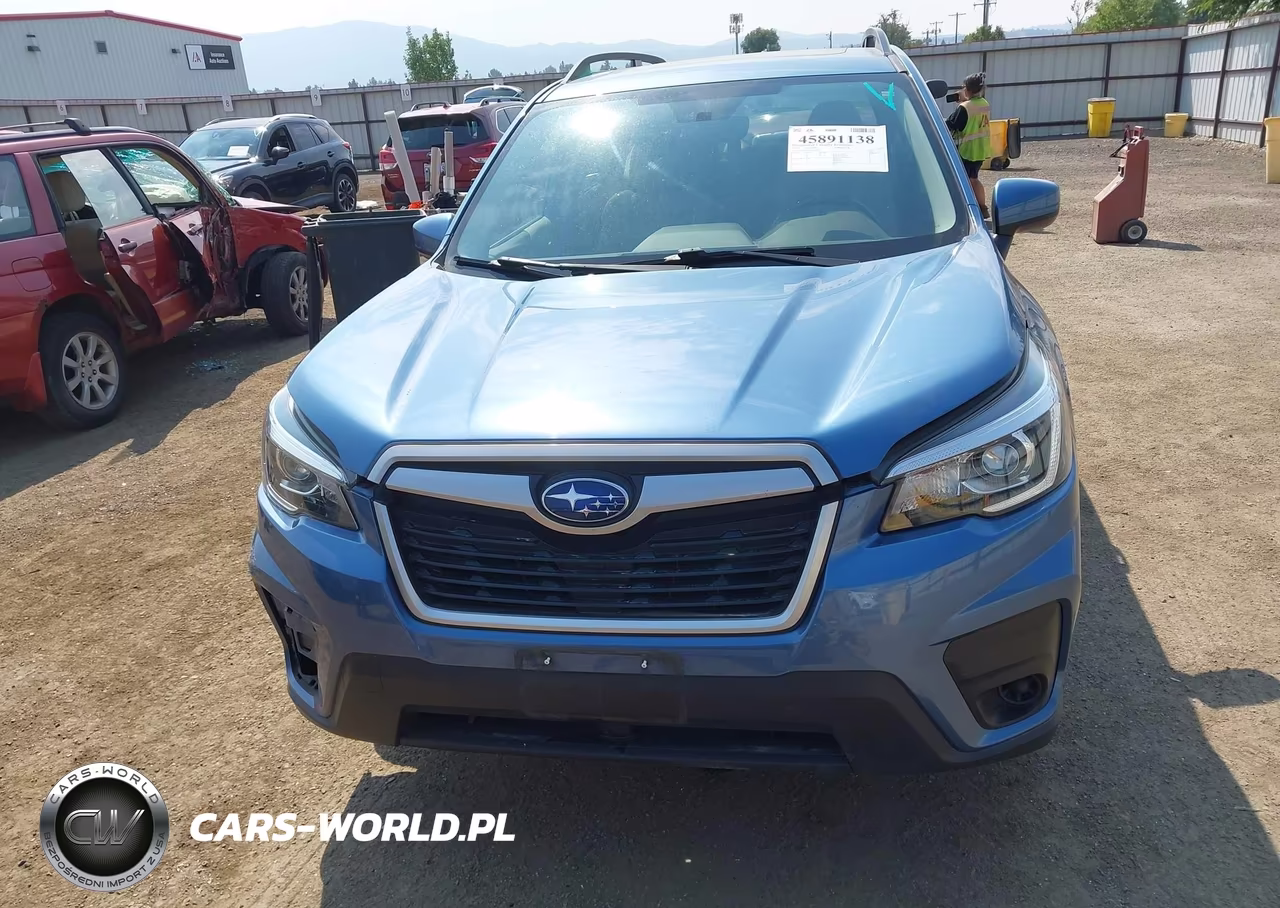 2019 Subaru Forester Premium VIN:JF2SKAGC9KH524679 - 13
