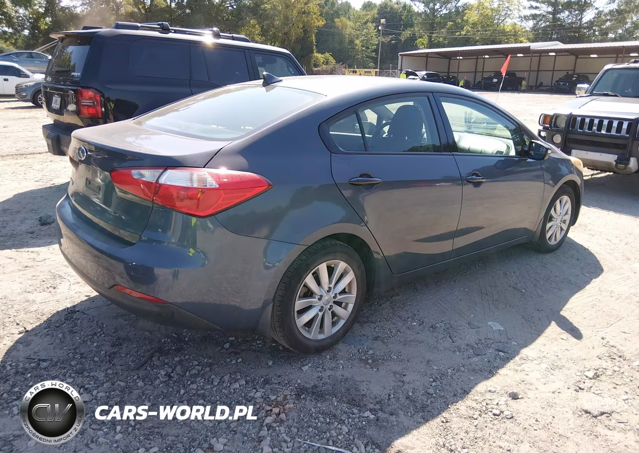 2016 Kia Forte Lx VIN:KNAFX4A61G5594575 - 4