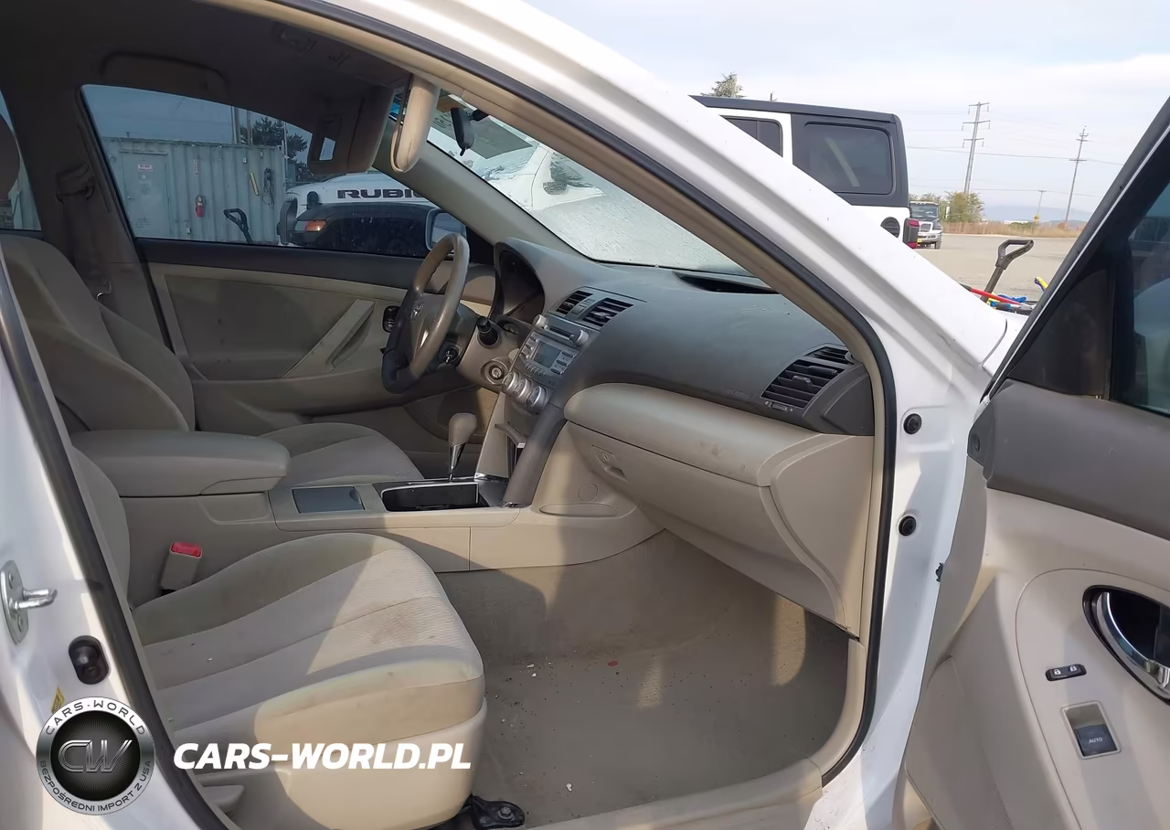 2010 Toyota Camry Le VIN:4T1BF3EK8AU523274 - 5