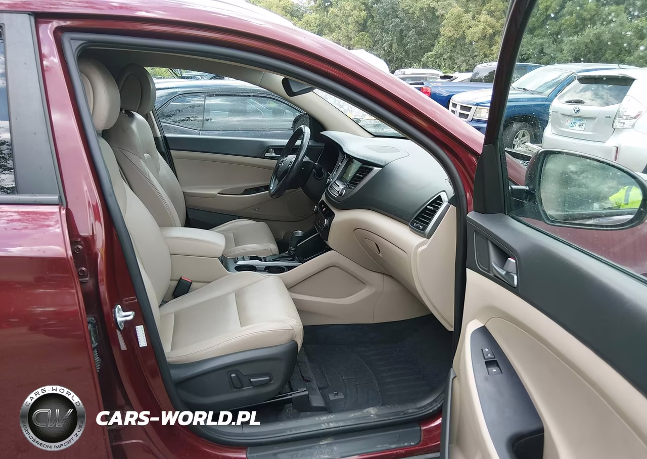 2017 Hyundai Tucson Se Plus VIN:KM8J3CA40HU458460 - 5
