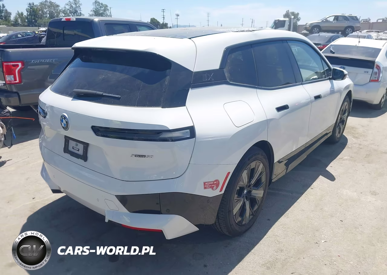 2023 BMW Ix xDrive50 VIN:WB523CF01PCM98271 - 4