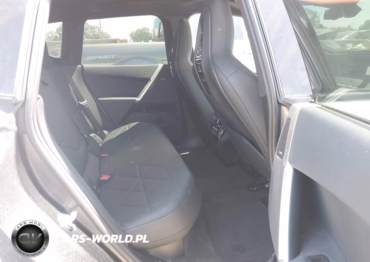 2023 BMW Ix xDrive50 VIN:WB523CF01PCM98271 - 8