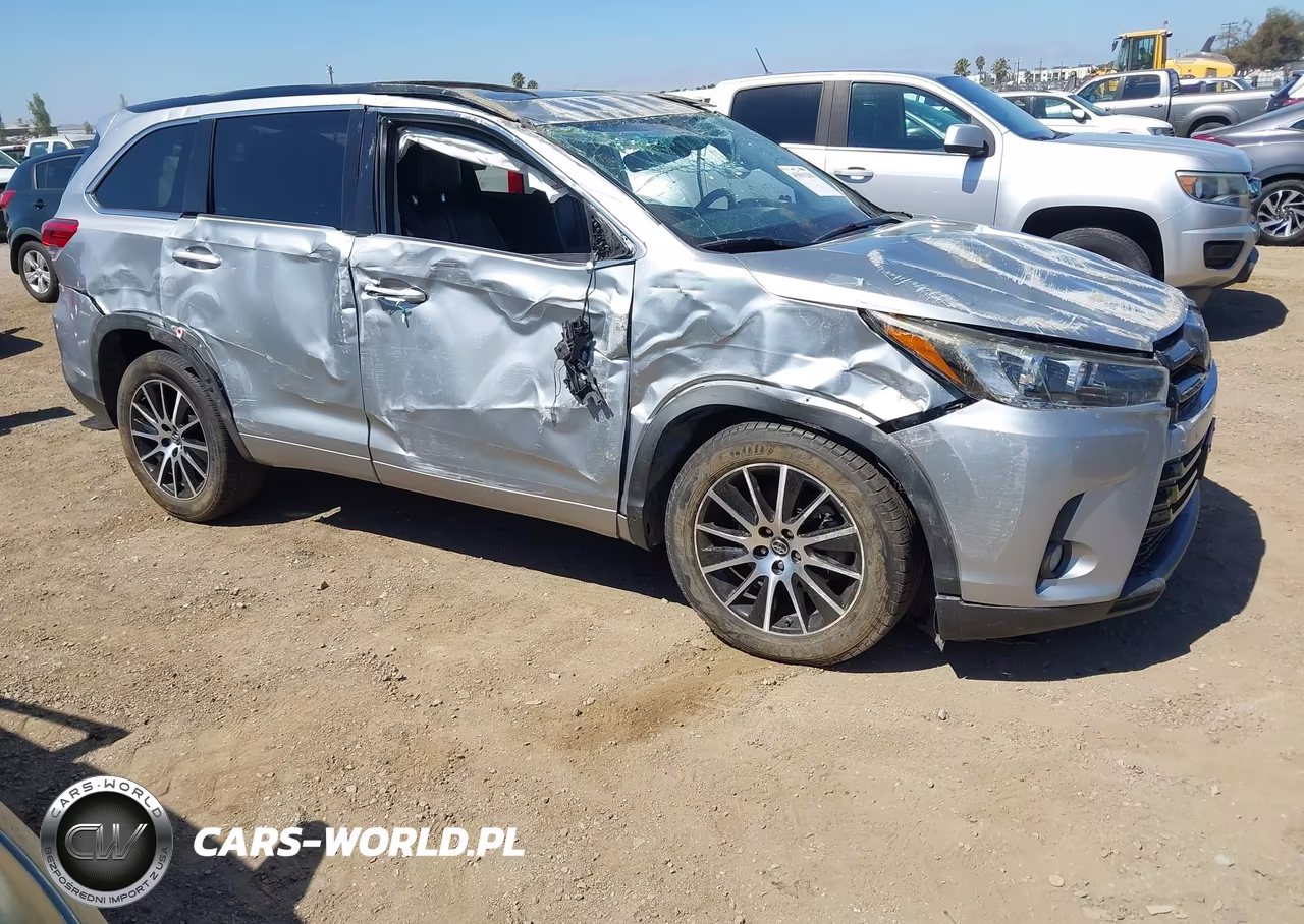 2018 Toyota Highlander Se – zdjęcie 1 z 16