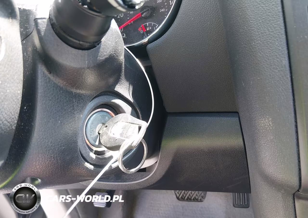 2013 Nissan Rogue S VIN:JN8AS5MT5DW538085 - 11