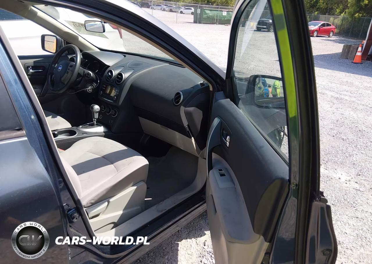 2013 Nissan Rogue S VIN:JN8AS5MT5DW538085 - 5