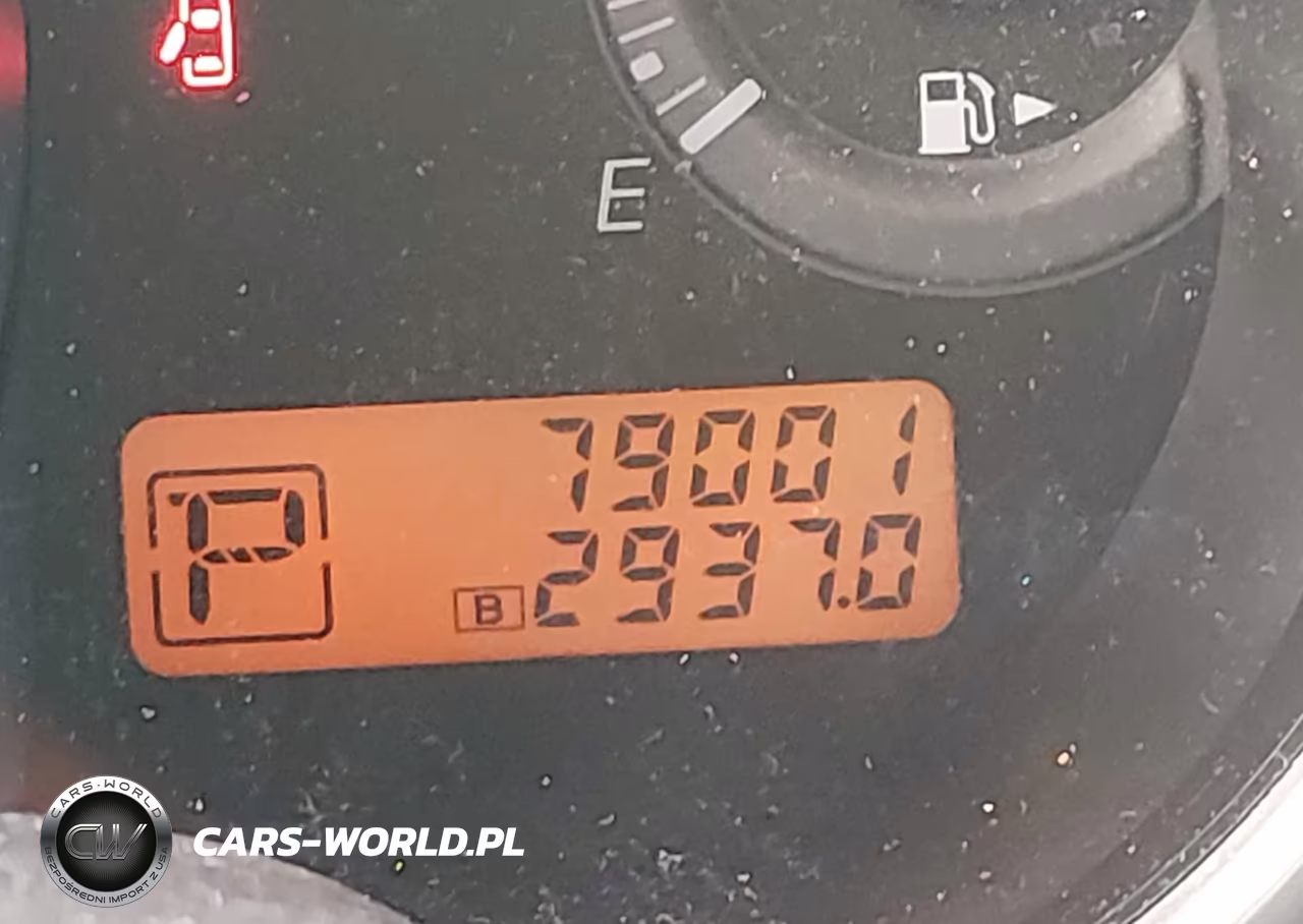 2011 Nissan Versa 1.8S VIN:3N1BC1CP1BL407140 - 16