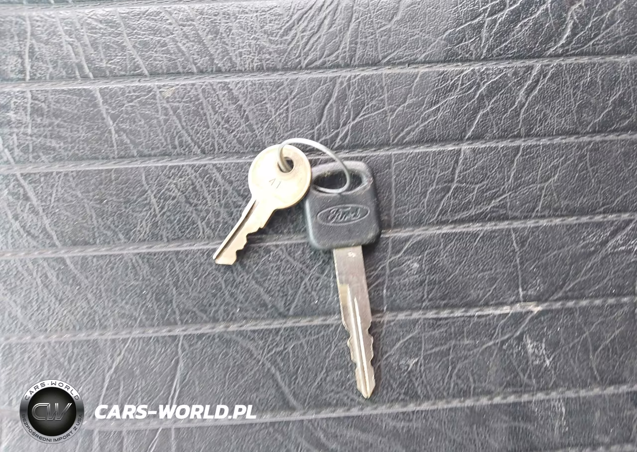 2014 Ford E-350 Stripped VIN:1FC3E3KL4EDB11013 - 11