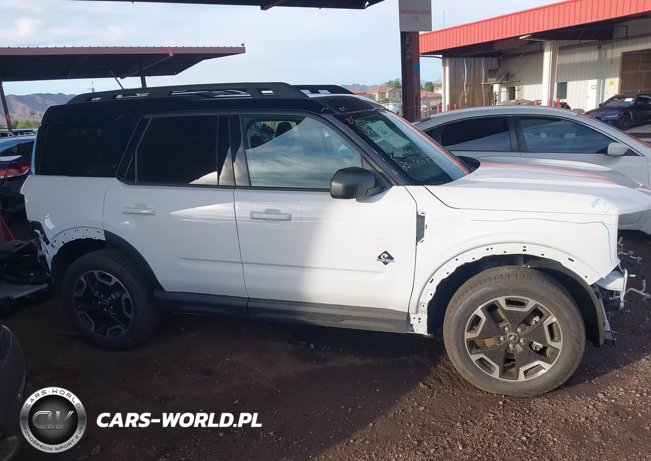 2024 Ford Bronco Sport Outer Banks VIN:3FMCR9C6XRRF28189 - 14