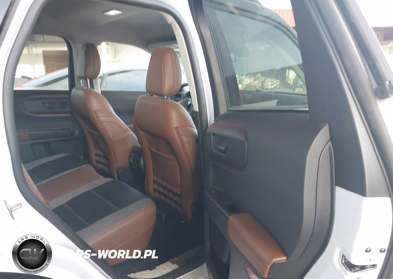 2024 Ford Bronco Sport Outer Banks VIN:3FMCR9C6XRRF28189 - 8