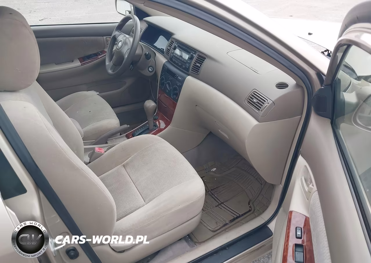 2005 Toyota Corolla Le VIN:1NXBR32E05Z499855 - 5