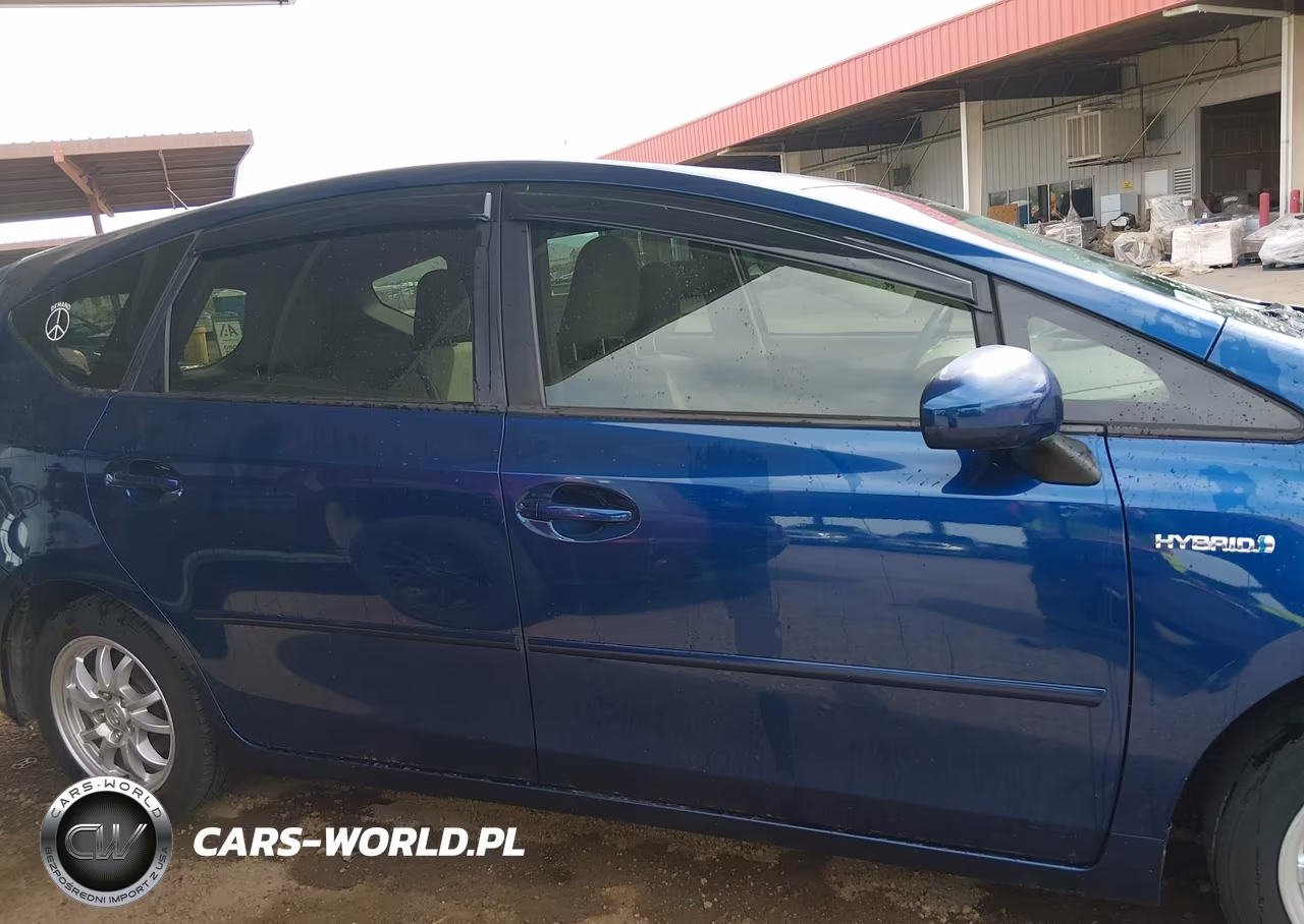 2012 Toyota Prius V Two VIN:JTDZN3EU9C3159771 - 13