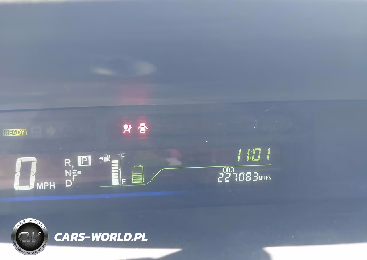 2012 Toyota Prius V Two VIN:JTDZN3EU9C3159771 - 7