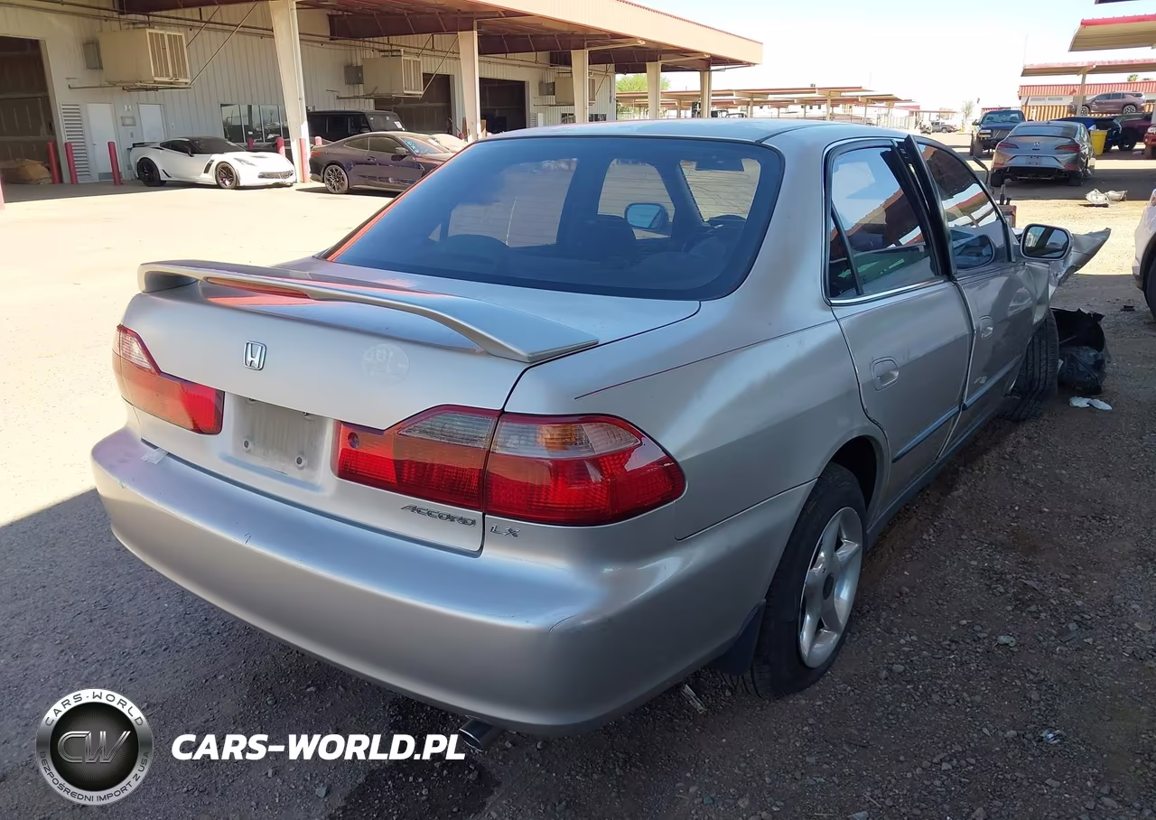 1999 Honda Accord Lx VIN:1HGCG5644XA157715 - 4