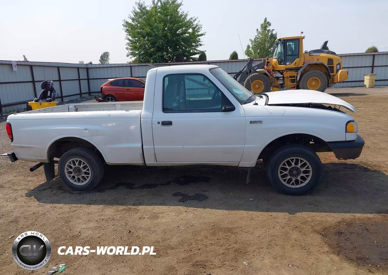 1999 Mazda B2500 VIN:4F4YR12CXXTM26221 - 13