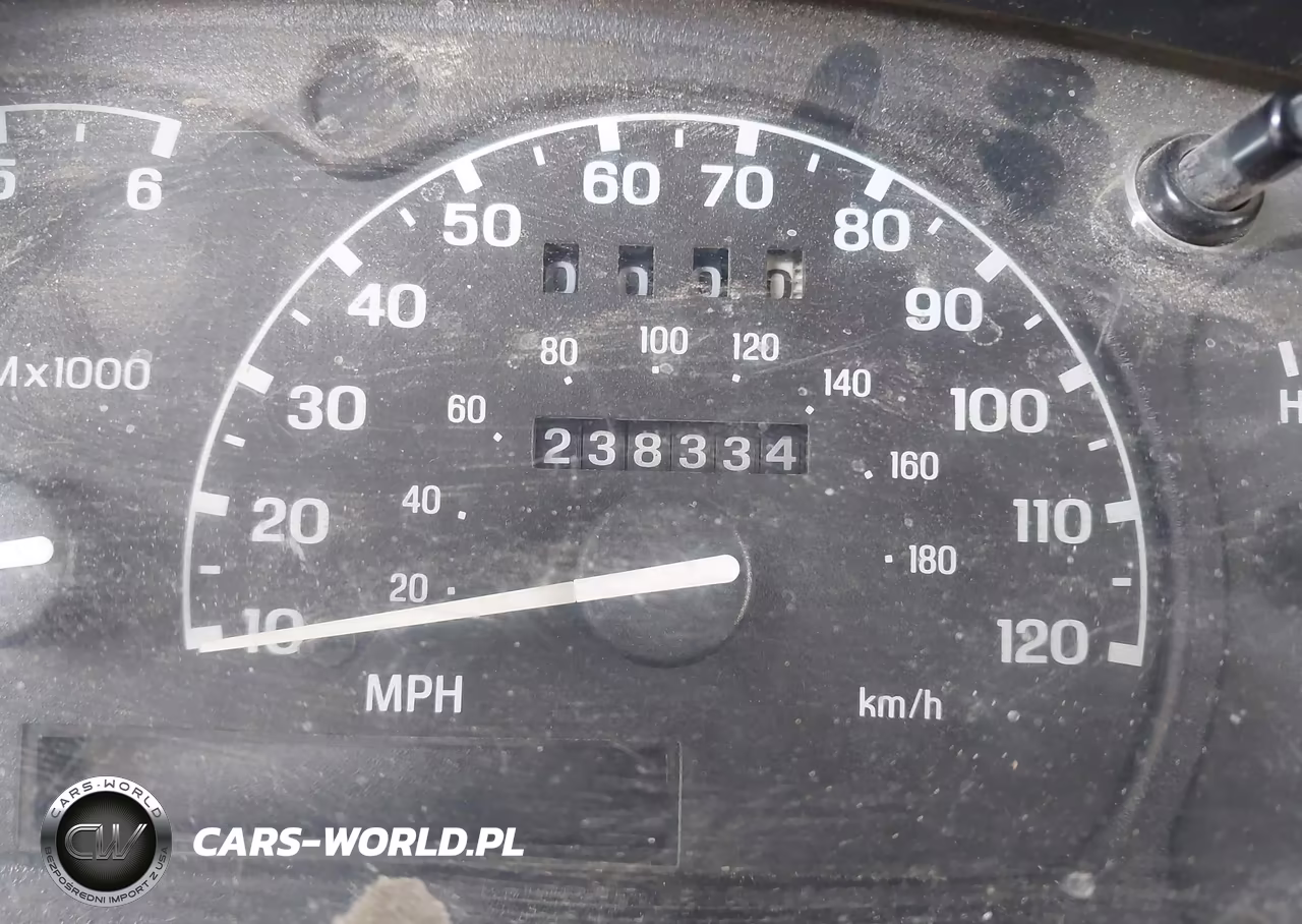 1999 Mazda B2500 VIN:4F4YR12CXXTM26221 - 15
