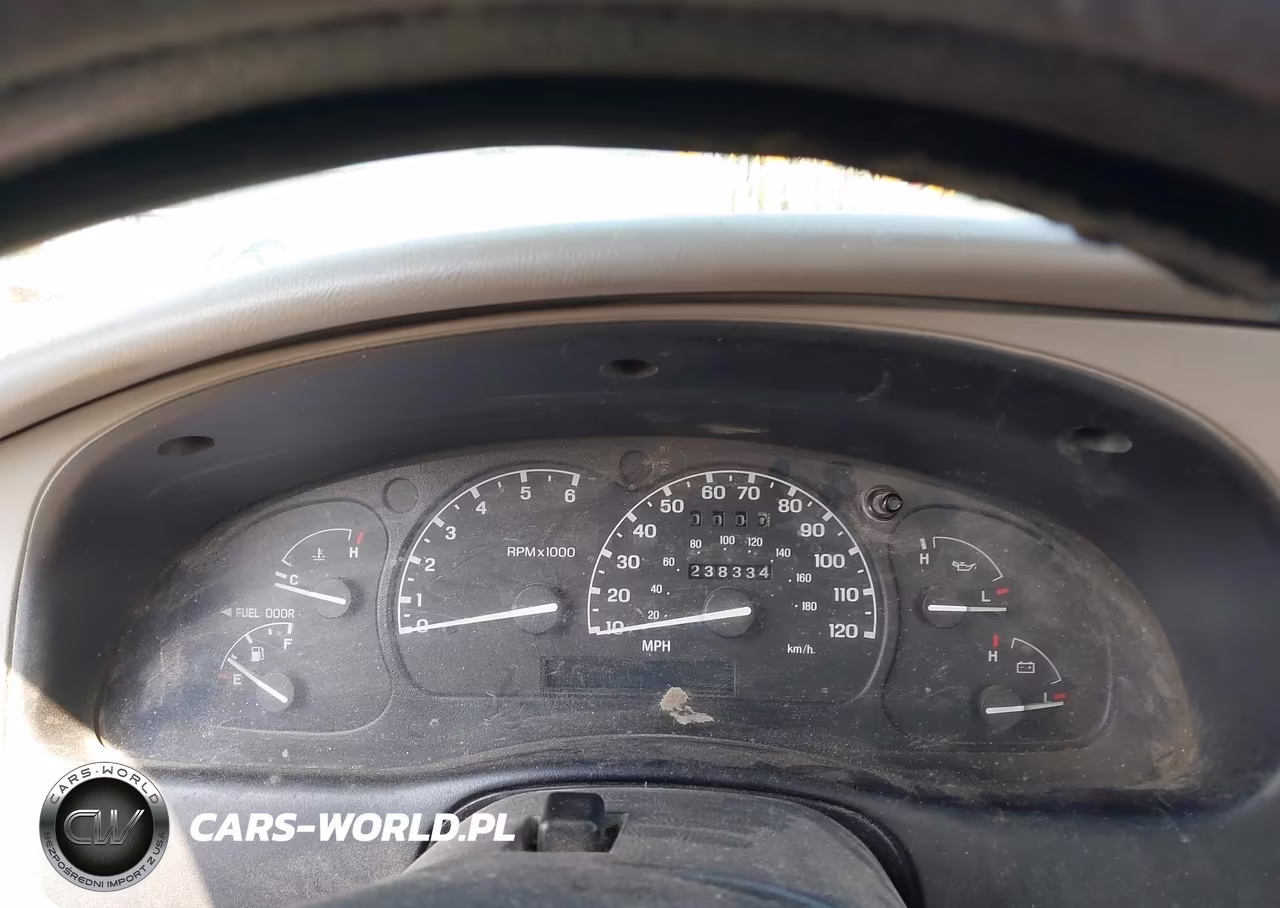 1999 Mazda B2500 VIN:4F4YR12CXXTM26221 - 7