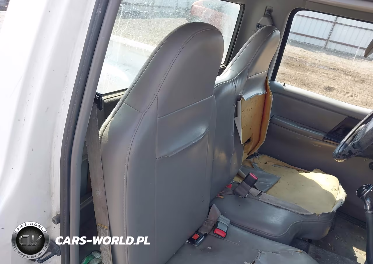 1999 Mazda B2500 VIN:4F4YR12CXXTM26221 - 8