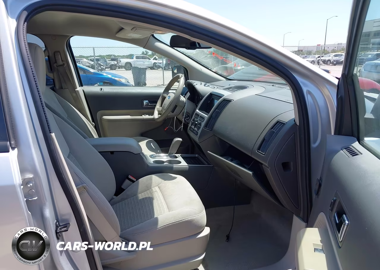 2010 Ford Edge Se VIN:2FMDK3GC6ABB35623 - 5