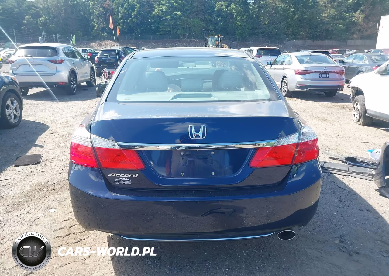 2015 Honda Accord Lx VIN:1HGCR2F31FA232319 - 17