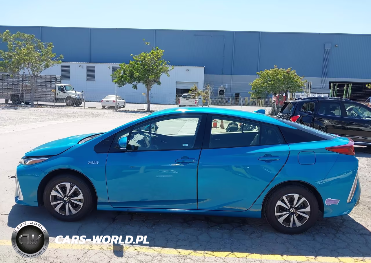 2019 Toyota Prius Prime Premium VIN:JTDKARFP5K3114883 - 14