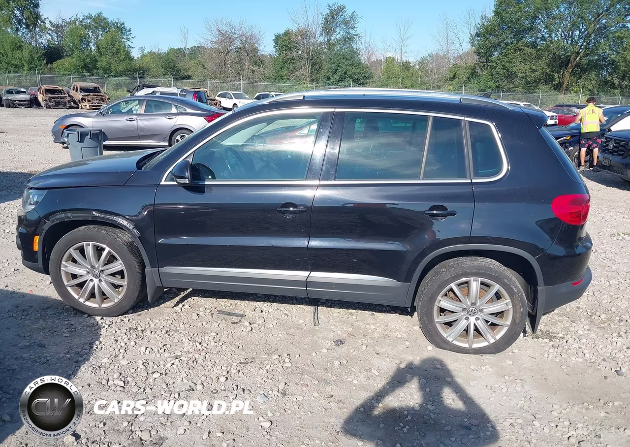2015 Volkswagen Tiguan Se VIN:WVGBV7AX2FW554897 - 14
