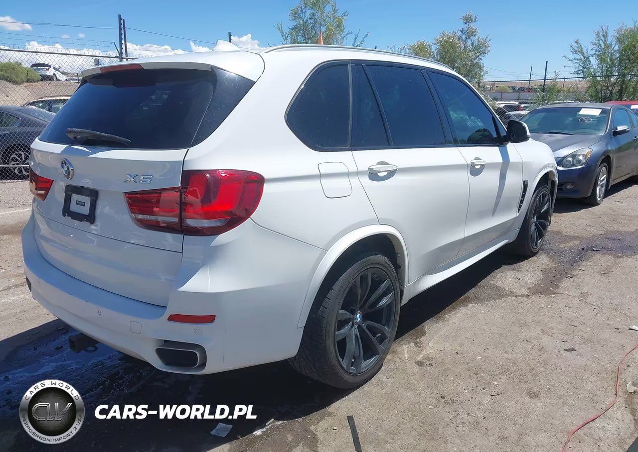 2018 BMW X5 Sdrive35I VIN:5UXKR2C57J0Z15333 - 4