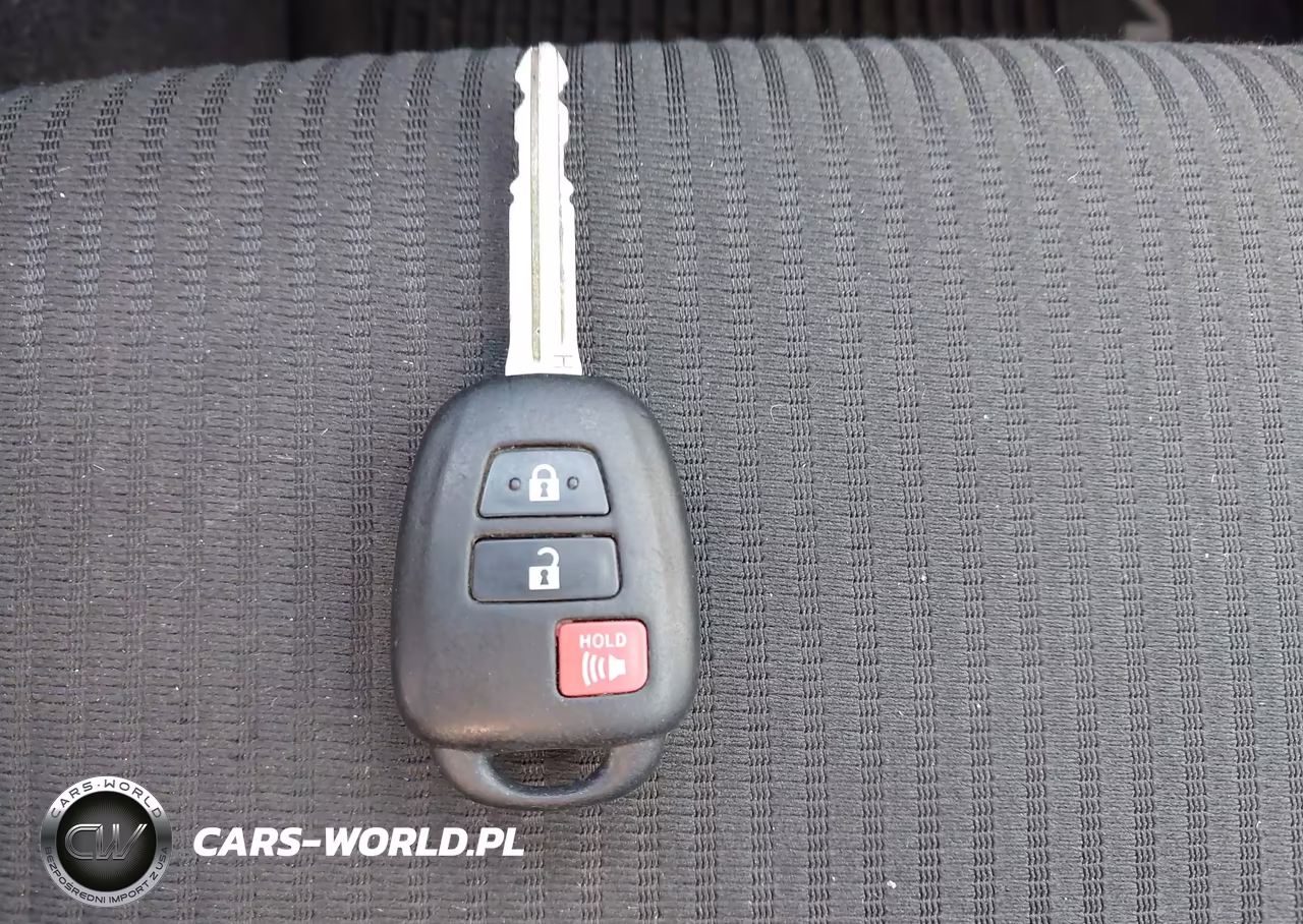 2018 Toyota Rav4 Le VIN:JTMBFREV8JJ217338 - 11