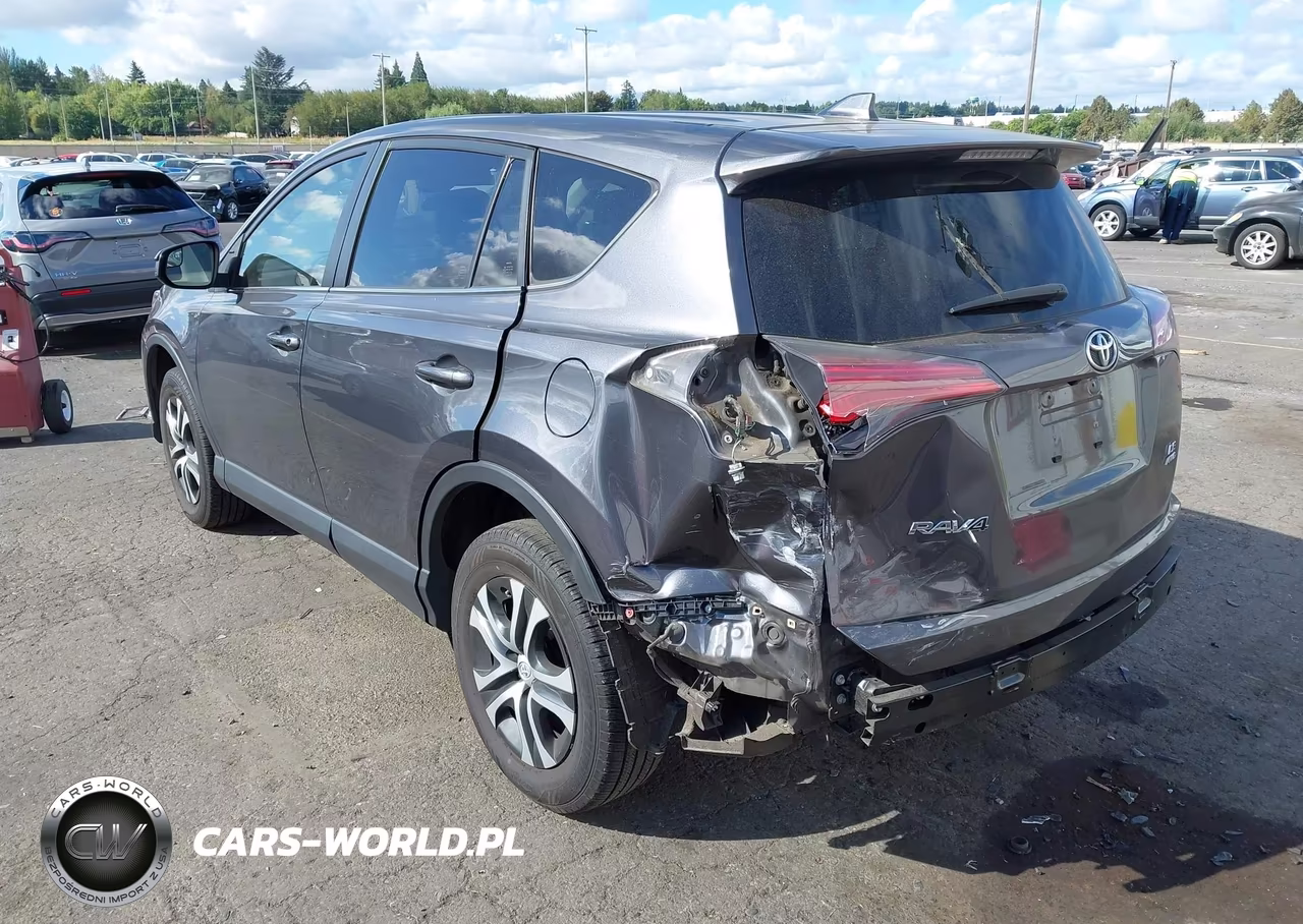 2018 Toyota Rav4 Le VIN:JTMBFREV8JJ217338 - 3