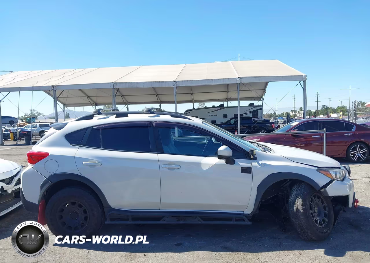 2018 Subaru Crosstrek 2.0I Premium VIN:JF2GTABC0JH205647 - 14