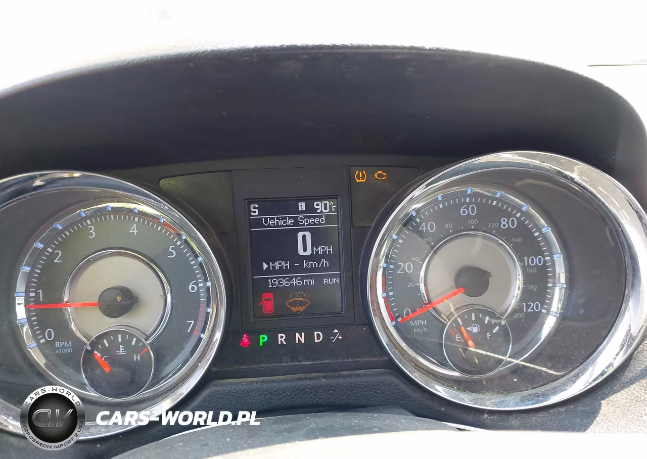 2012 Chrysler Town & Country Touring VIN:2C4RC1BG9CR312603 - 7
