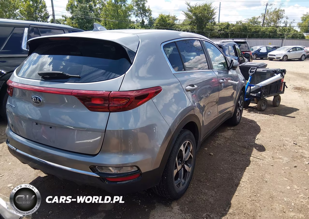 2021 Kia Sportage Lx VIN:KNDPMCAC9M7938945 - 4