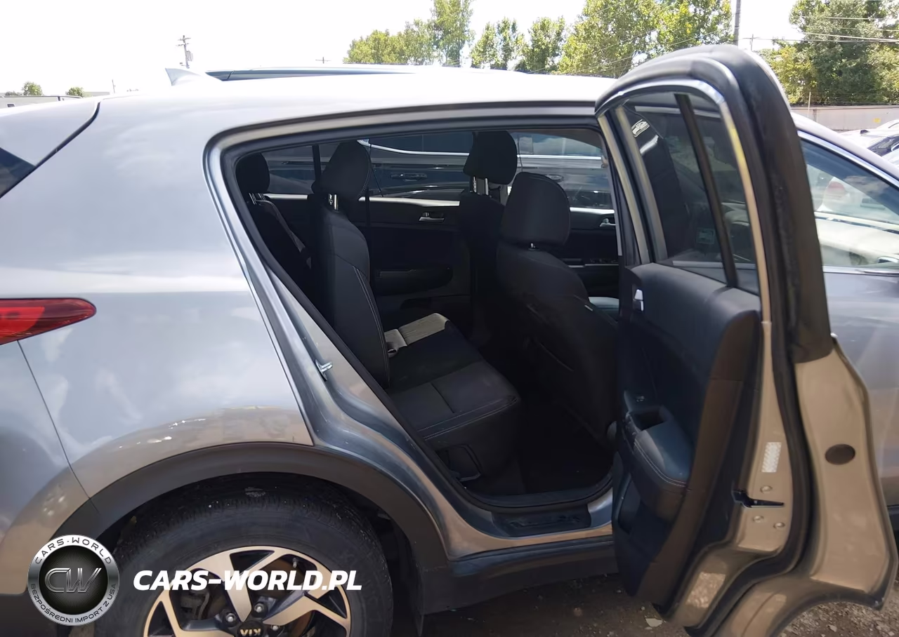 2021 Kia Sportage Lx VIN:KNDPMCAC9M7938945 - 8