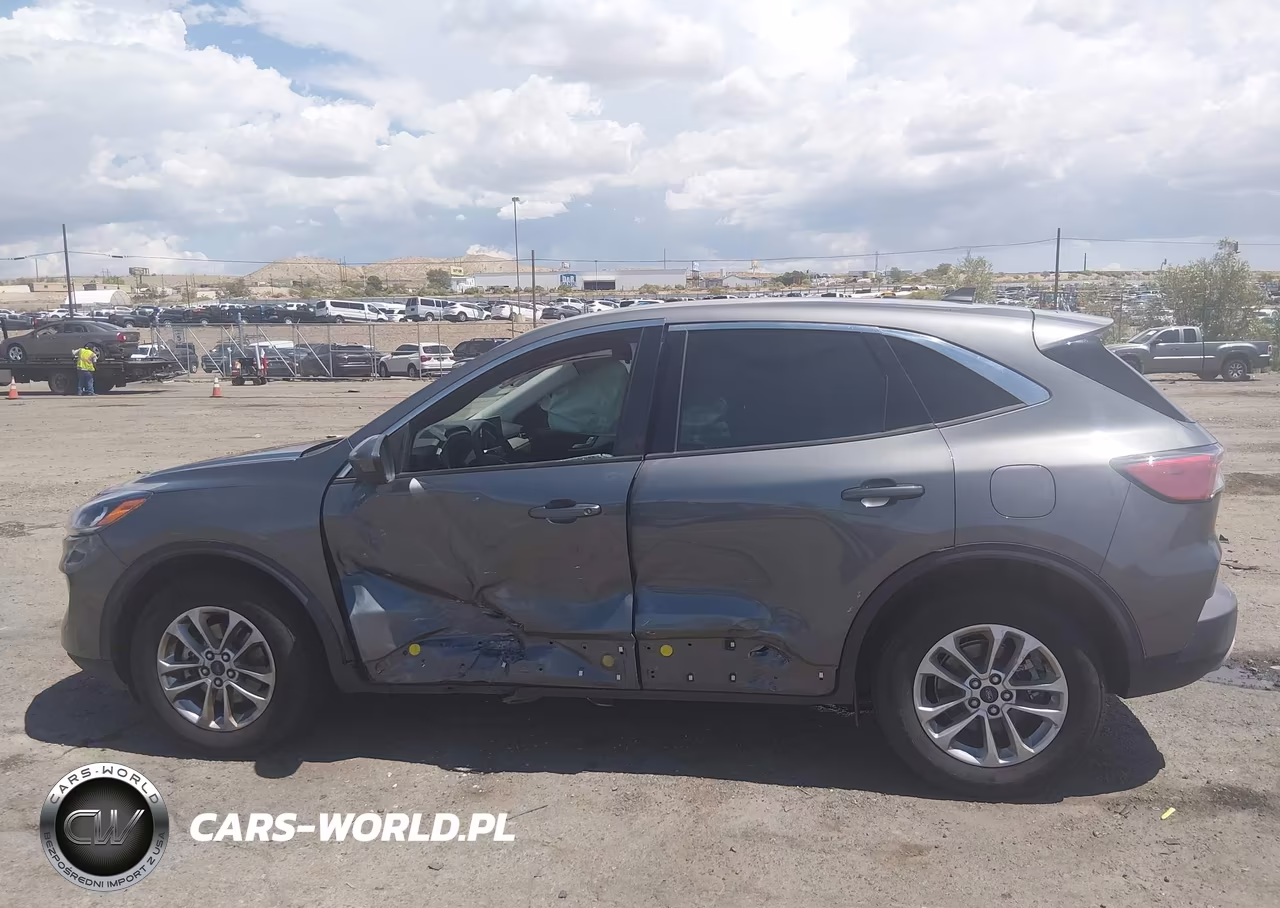 2021 Ford Escape Se VIN:1FMCU9G62MUA09731 - 14