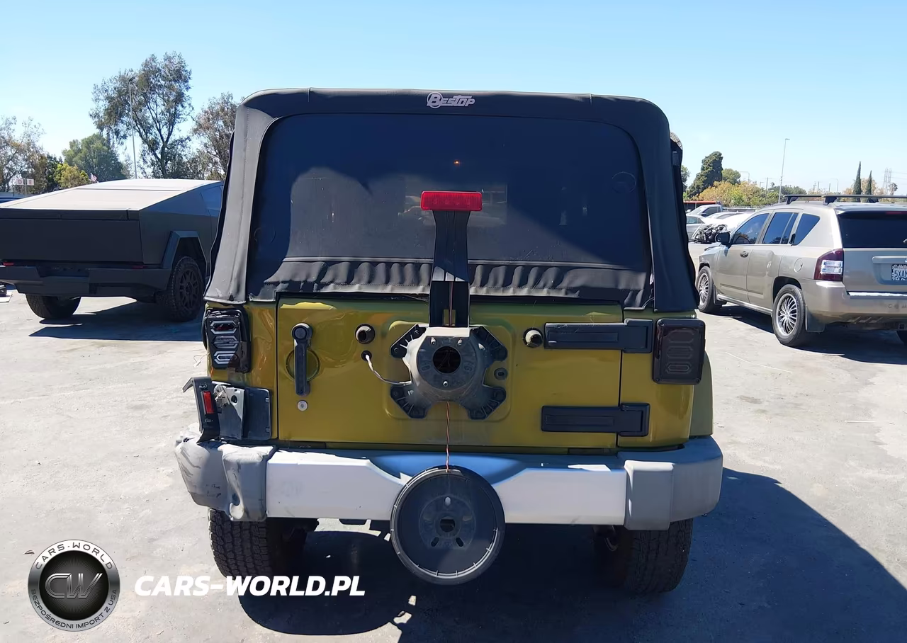 2008 Jeep Wrangler Sahara VIN:1J4FA54118L536029 - 17