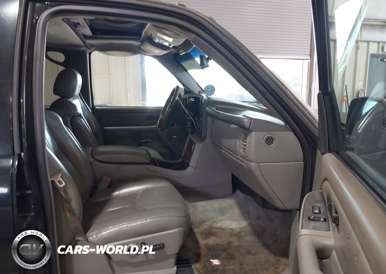 2004 Cadillac Escalade Standard VIN:1GYEK63N94R218962 - 5