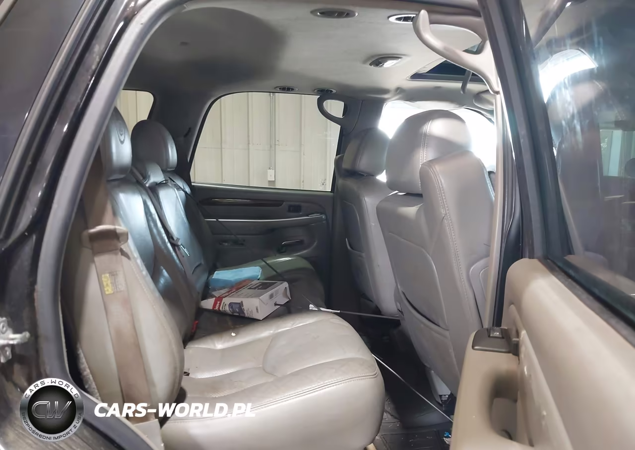 2004 Cadillac Escalade Standard VIN:1GYEK63N94R218962 - 8