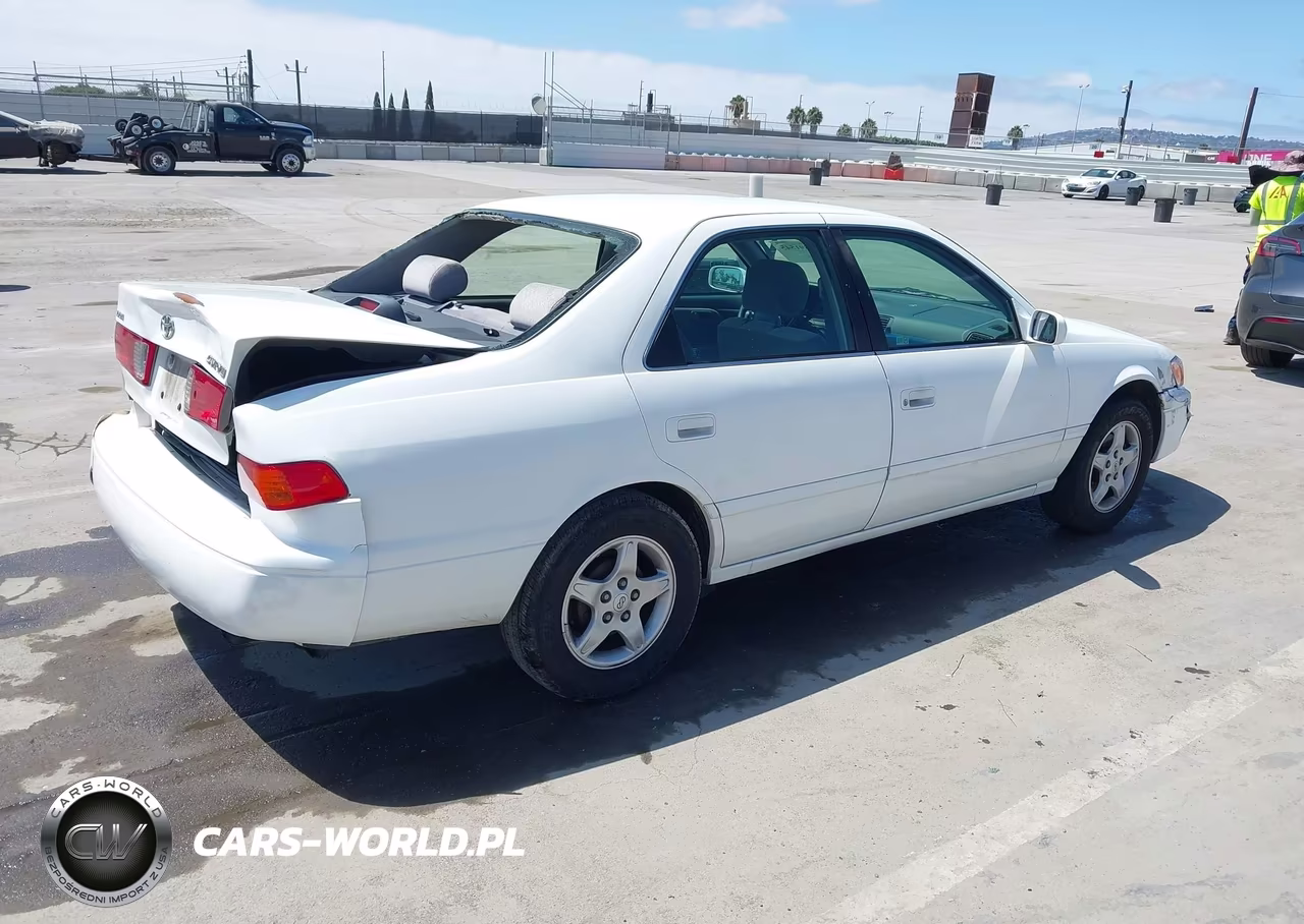 2001 Toyota Camry Ce VIN:4T1BG22K11U860381 - 4