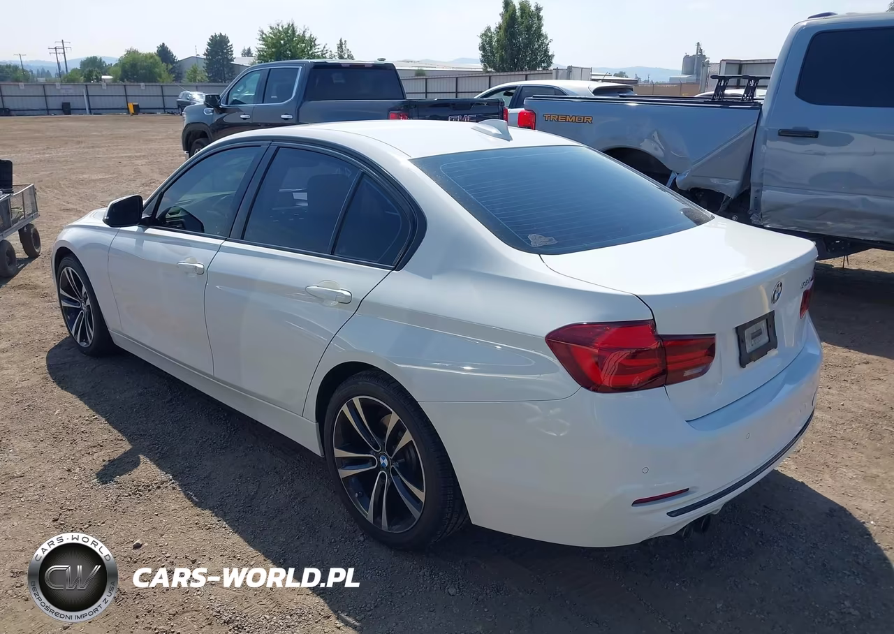 2018 BMW 330I VIN:WBA8B9G59JNU97103 - 3