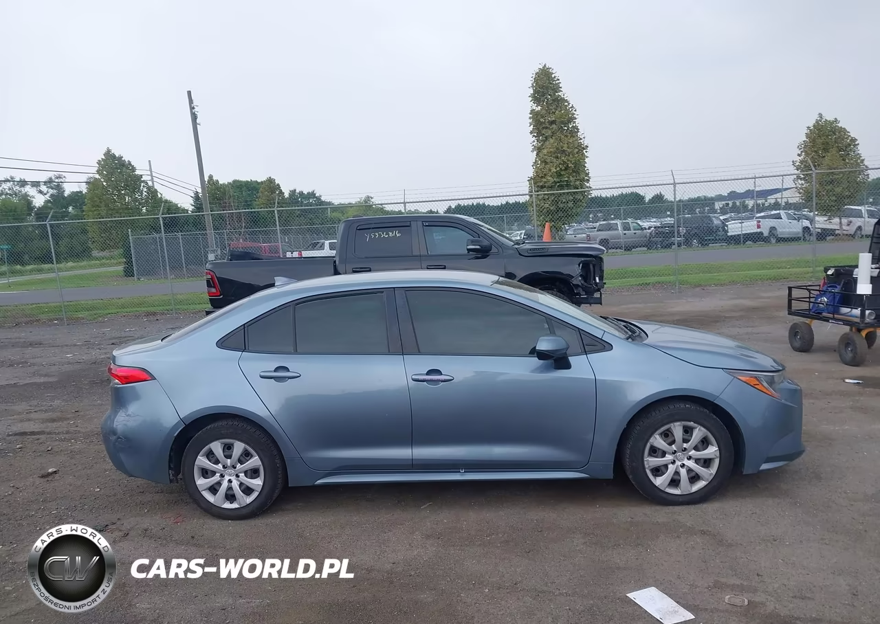 2020 Toyota Corolla Le VIN:JTDEPRAE2LJ040207 - 13