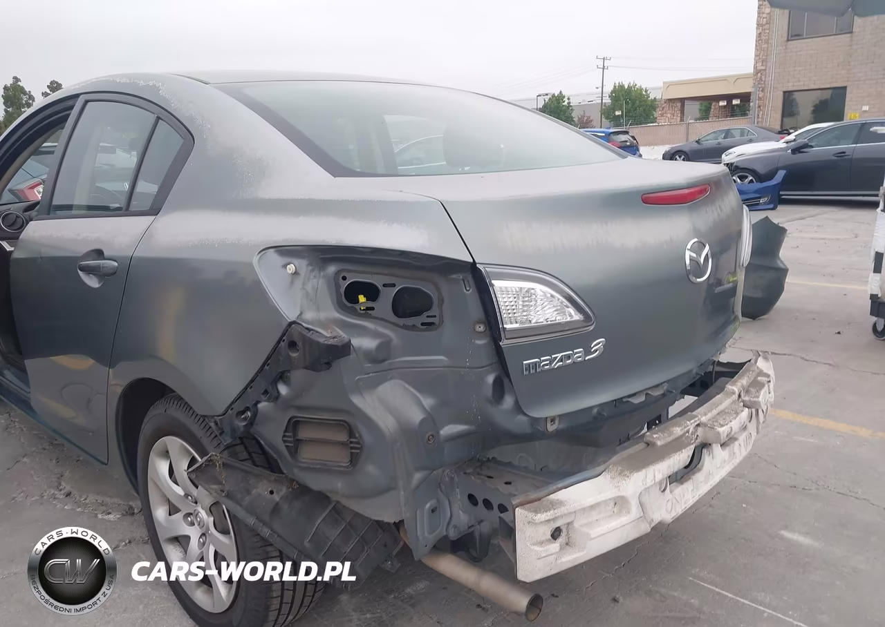 2012 Mazda Mazda3 I Sport VIN:JM1BL1UG4C1613508 - 6