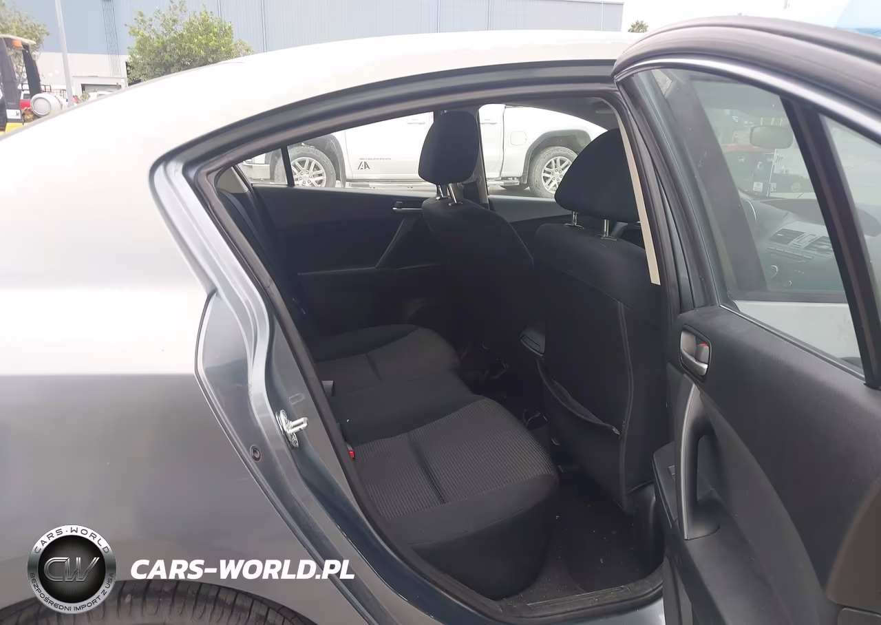2012 Mazda Mazda3 I Sport VIN:JM1BL1UG4C1613508 - 8