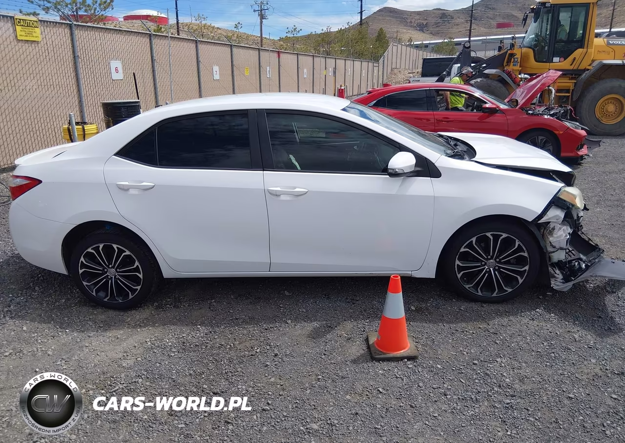 2015 Toyota Corolla S Plus VIN:2T1BURHE2FC452354 - 13